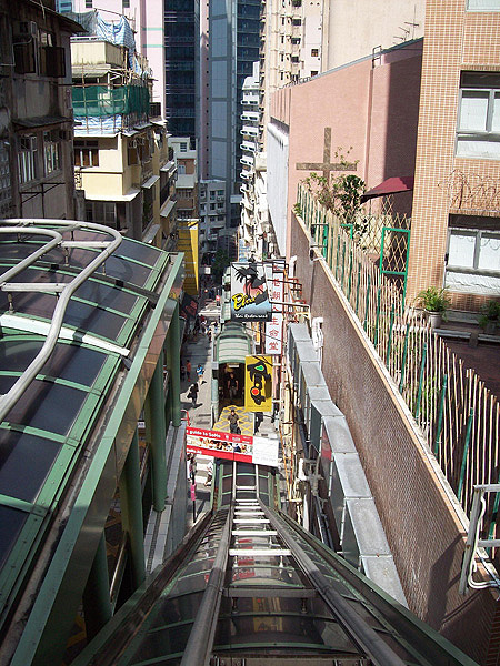 Mit 800m die laengste Rolltreppe der Welt - Central Escalator Hongkong