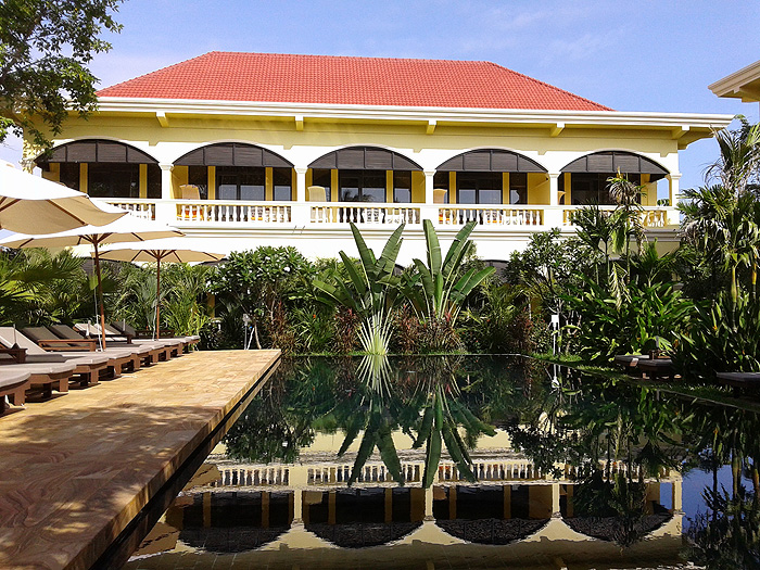 Kambodscha - Siem Reap - Hotel Pavillon d'Orient - Unsere Junior Suite im 1ten Stock (Im Bild 2te von Links