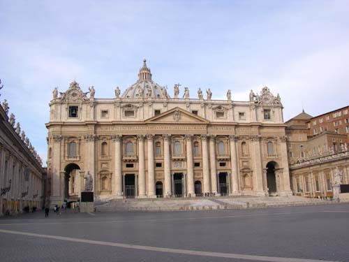Die Basilica di San Pietro, der Petersdom ist die berühmteste Kirche und wichtigse katholische Pilgerstätte der Welt und außerdem die Sehenswürdigkeit  Roms.