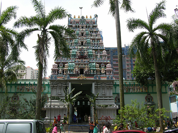Singapur - Sri Thendayuthapani Tempel ist dem Gott Shiva geweiht
